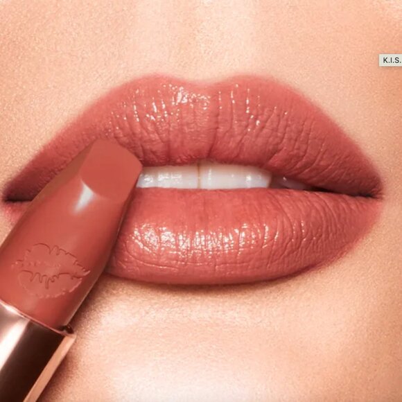 Charlotte Tilbury Limited Edition Lipstick in SWEET BLOSSOM NWOB *Discontinued - Picture 3 of 7